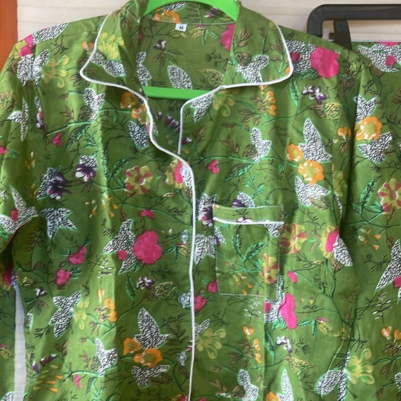 NWOT handmade green floral print button down long sleeve collared PJ pants set - Picture 5 of 15